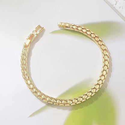 💫 Gold Snake-Scale Chain Bracelet – Liquid Shine, Textured Luxe 🌟